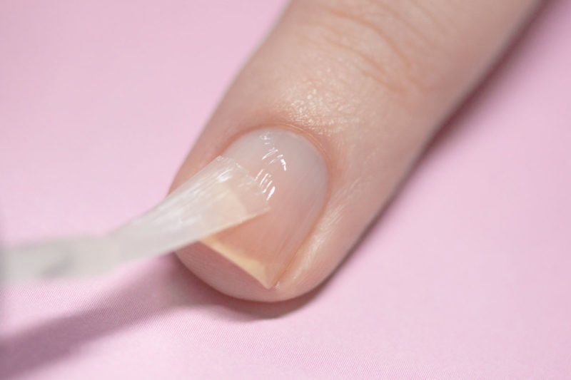 easy-nail-care-base-coat